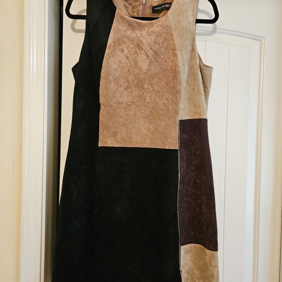 Pattern dress - Picture 4 of 4